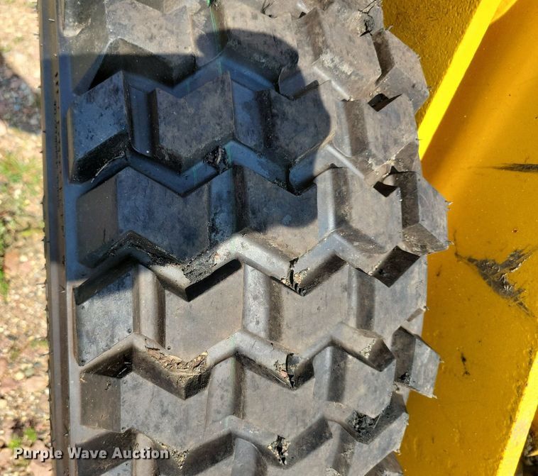 image for item DR4430 1997 NMC Wollard Swinger AG2000 wheel loader