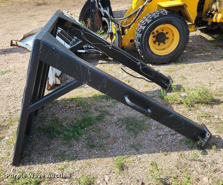 image for item DR4430 1997 NMC Wollard Swinger AG2000 wheel loader