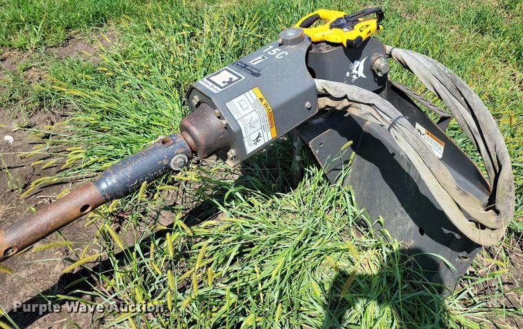 image for item DR4432 2013 Bobcat 15C skid steer auger