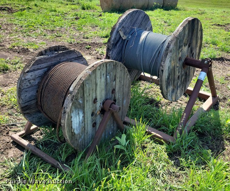 image for item DR4433 (2) spools of cable