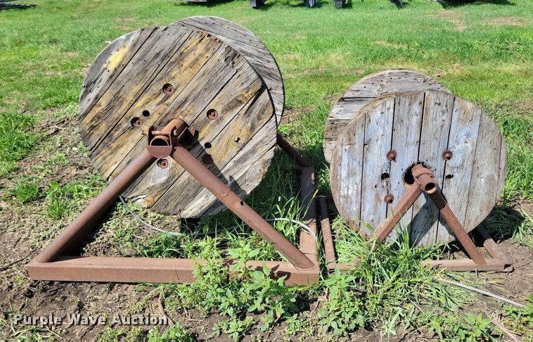 image for item DR4433 (2) spools of cable