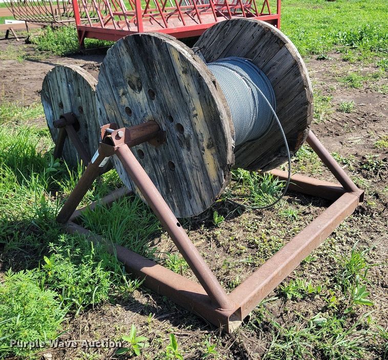 image for item DR4433 (2) spools of cable