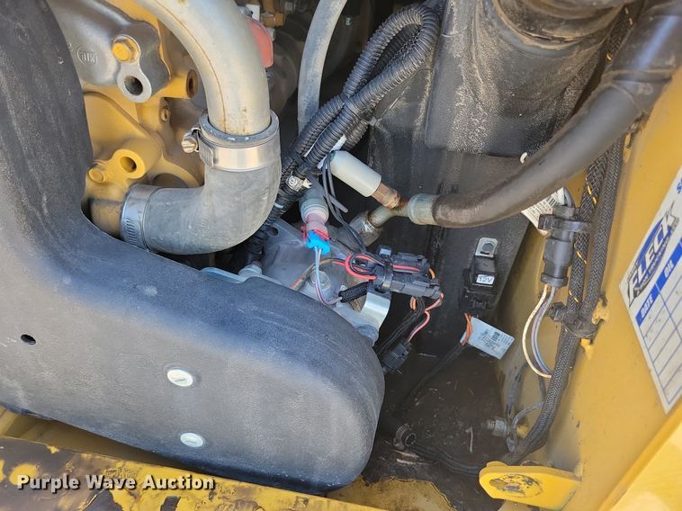 image for item DR4445 2019 Caterpillar 289D3 tracked skid steer loader