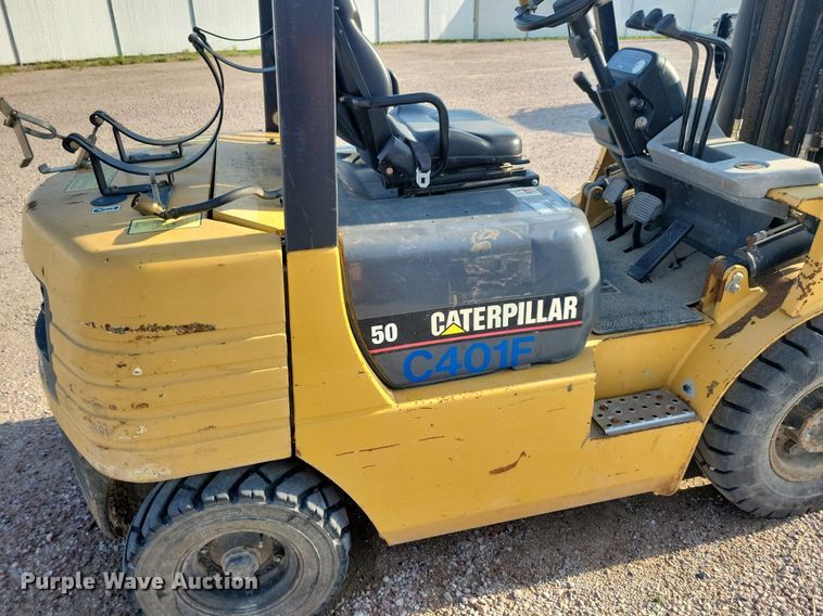 image for item DR4448 1997 Caterpillar GP25 forklift