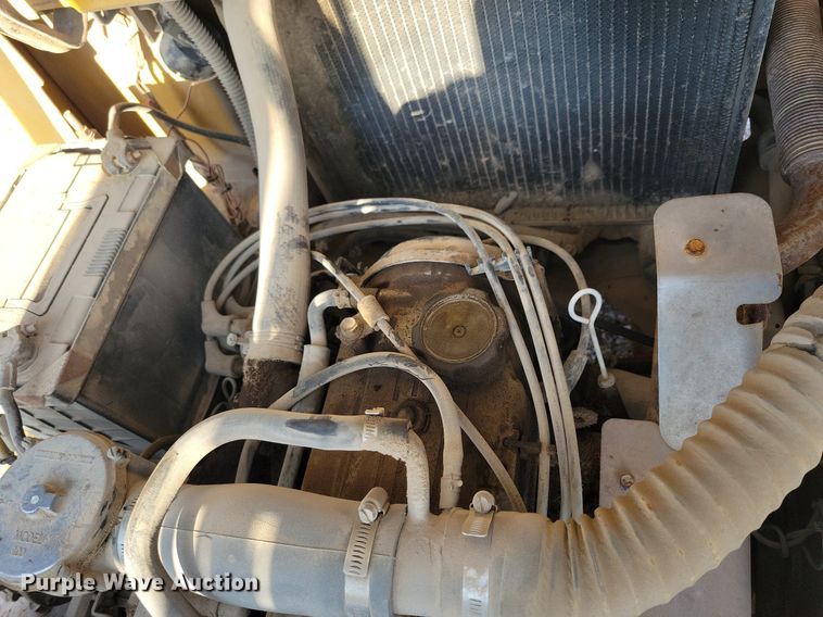 image for item DR4448 1997 Caterpillar GP25 forklift