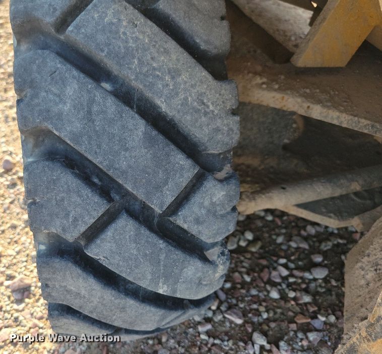 image for item DR4448 1997 Caterpillar GP25 forklift