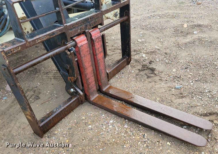 image for item DR4449 2003 Ingersoll-Rand VR-843C telehandler