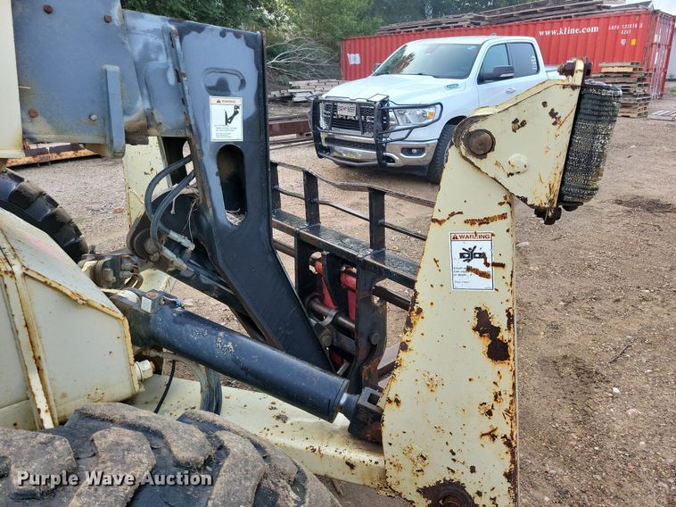 image for item DR4449 2003 Ingersoll-Rand VR-843C telehandler
