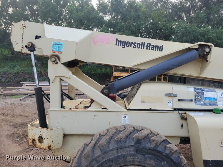 image for item DR4449 2003 Ingersoll-Rand VR-843C telehandler