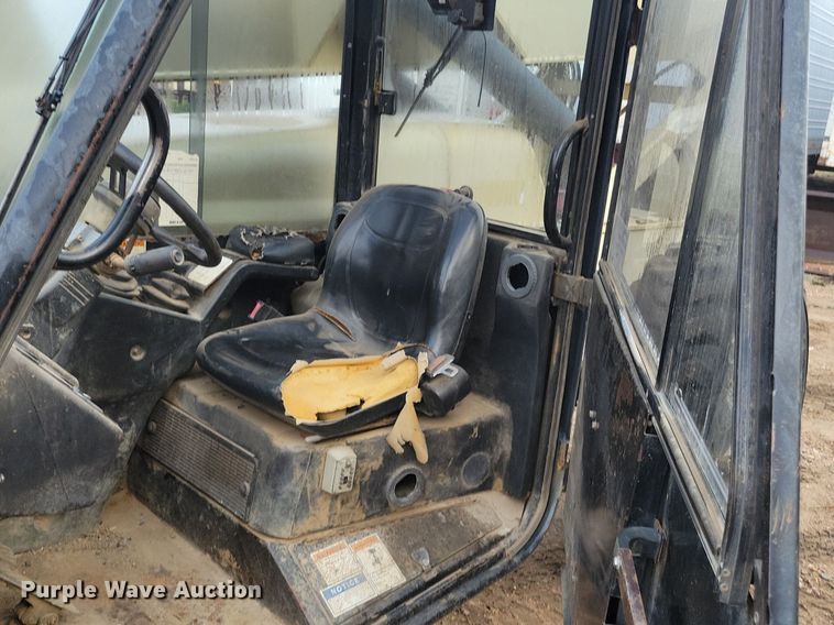 image for item DR4449 2003 Ingersoll-Rand VR-843C telehandler