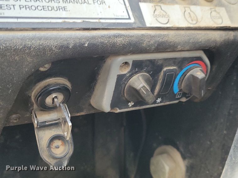 image for item DR4449 2003 Ingersoll-Rand VR-843C telehandler