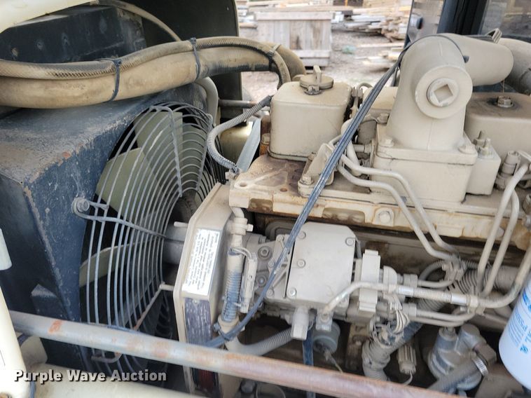 image for item DR4449 2003 Ingersoll-Rand VR-843C telehandler