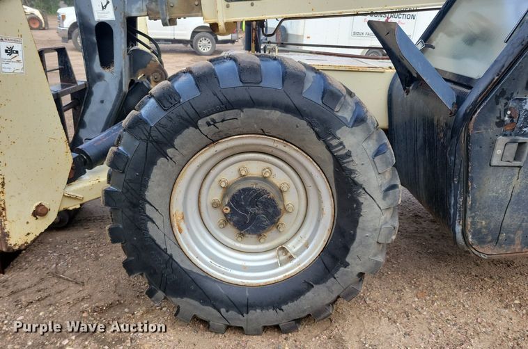 image for item DR4449 2003 Ingersoll-Rand VR-843C telehandler