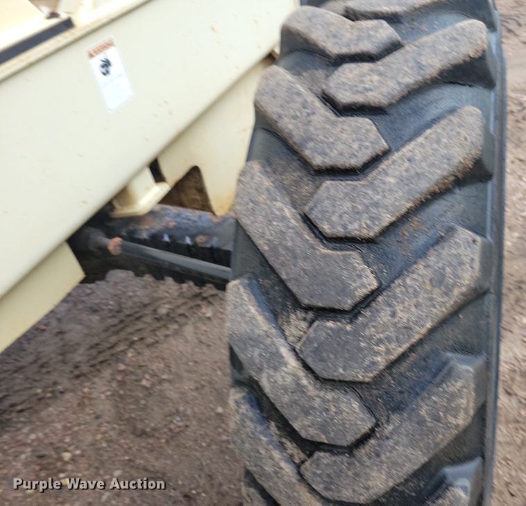 image for item DR4449 2003 Ingersoll-Rand VR-843C telehandler