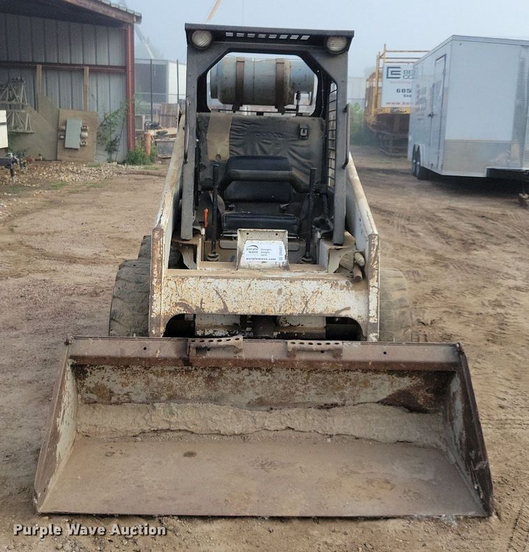image for item DR4451 1993 Bobcat 742B skid steer loader