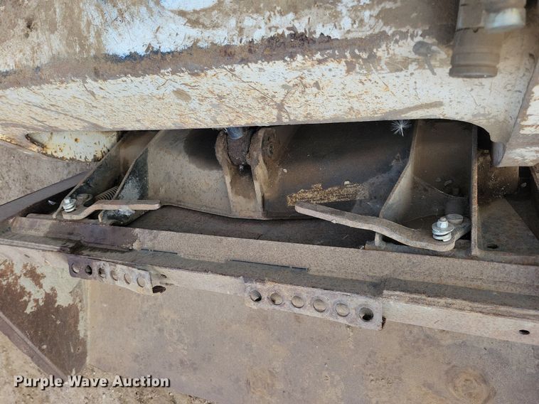 image for item DR4451 1993 Bobcat 742B skid steer loader