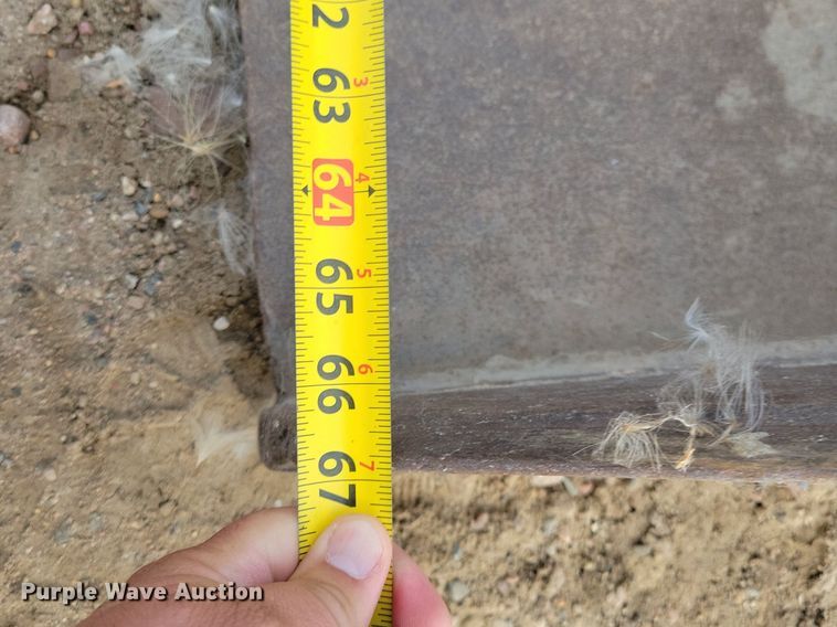 image for item DR4451 1993 Bobcat 742B skid steer loader