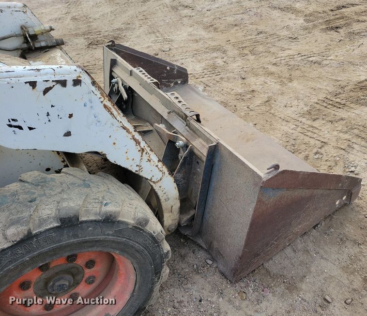 image for item DR4451 1993 Bobcat 742B skid steer loader