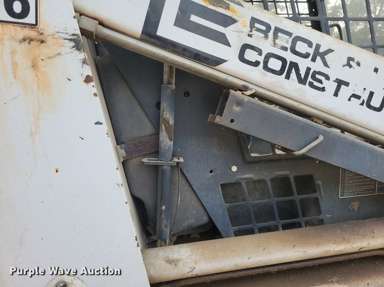 image for item DR4451 1993 Bobcat 742B skid steer loader