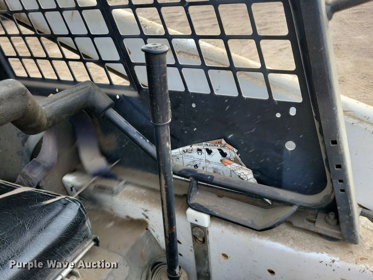 image for item DR4451 1993 Bobcat 742B skid steer loader