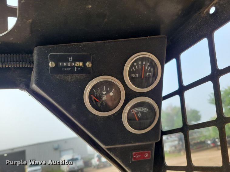 image for item DR4451 1993 Bobcat 742B skid steer loader