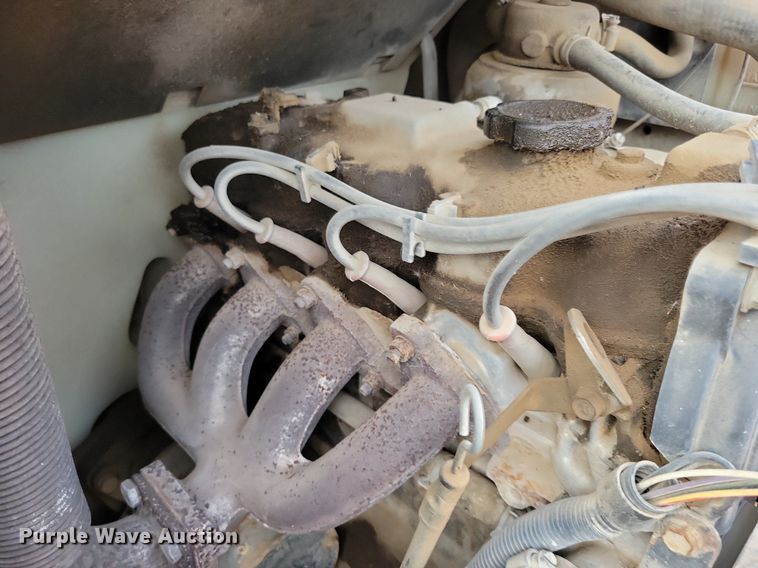 image for item DR4451 1993 Bobcat 742B skid steer loader