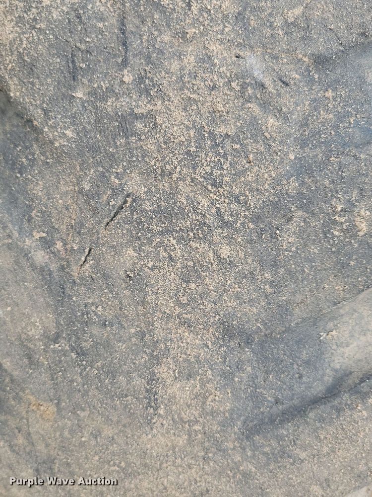 image for item DR4451 1993 Bobcat 742B skid steer loader