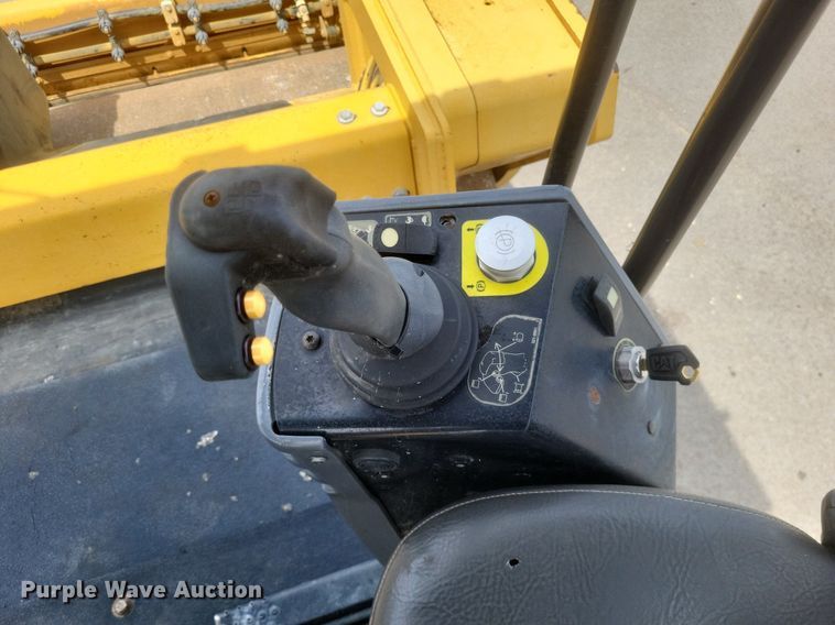 image for item DR4929 2012 Caterpillar  CB64 double drum vibratory roller