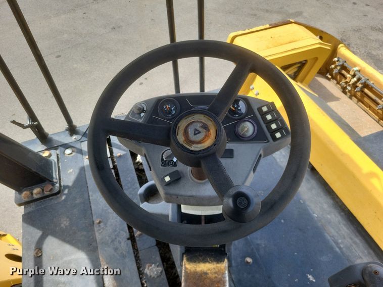 image for item DR4929 2012 Caterpillar  CB64 double drum vibratory roller