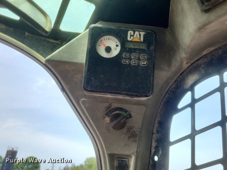 image for item DR4930 2014 Caterpillar  236D skid steer loader