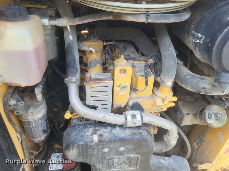 image for item DR4930 2014 Caterpillar  236D skid steer loader