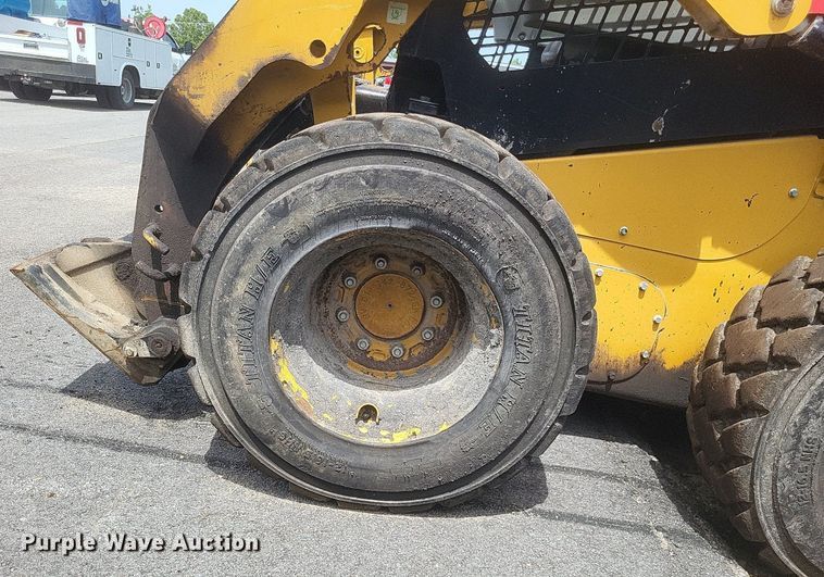 image for item DR4930 2014 Caterpillar  236D skid steer loader