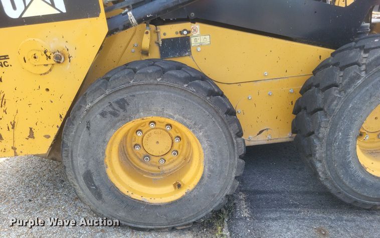 image for item DR4930 2014 Caterpillar  236D skid steer loader