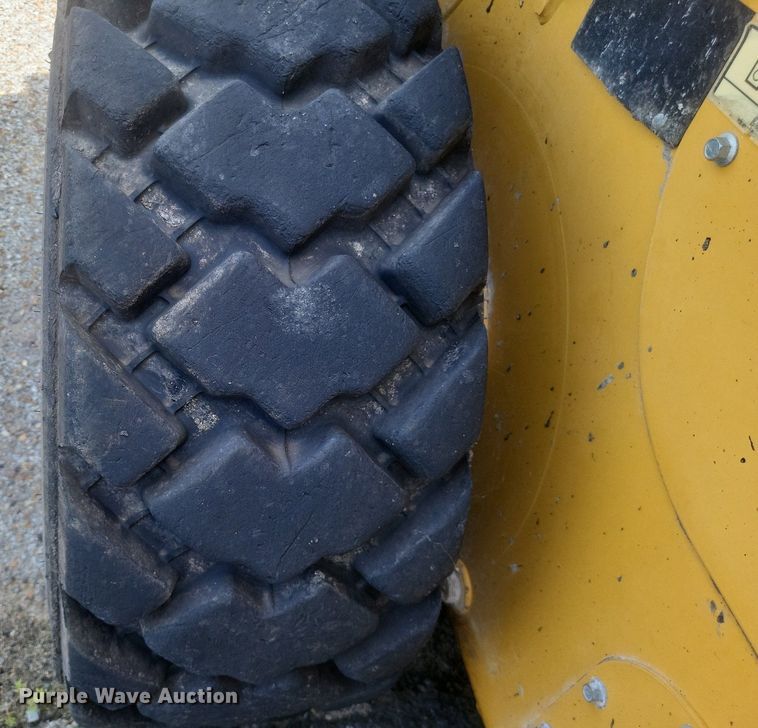 image for item DR4930 2014 Caterpillar  236D skid steer loader