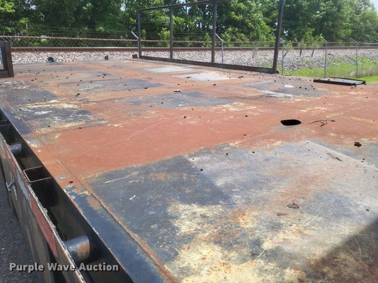 image for item DR4931 2000 GMC C7500 flatbed truck