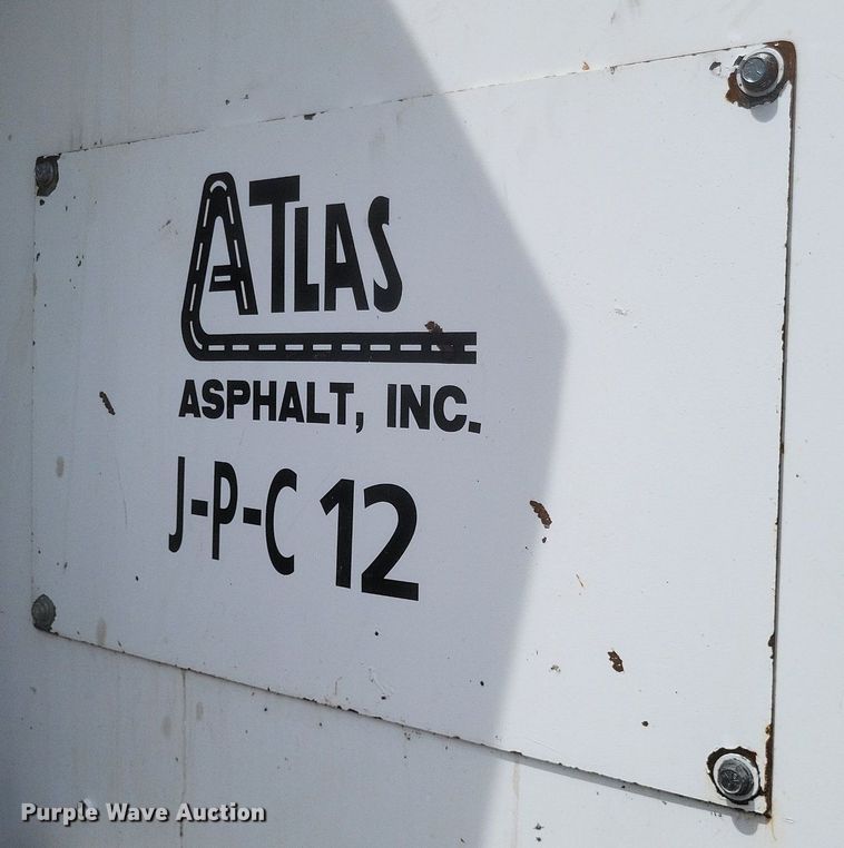 image for item DR4932 2012 Roadtec MTV1000D material transfer machine 