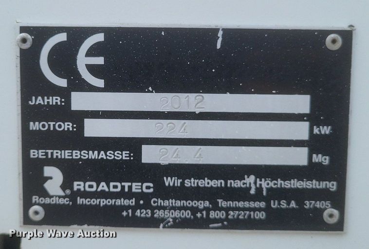 image for item DR4932 2012 Roadtec MTV1000D material transfer machine 