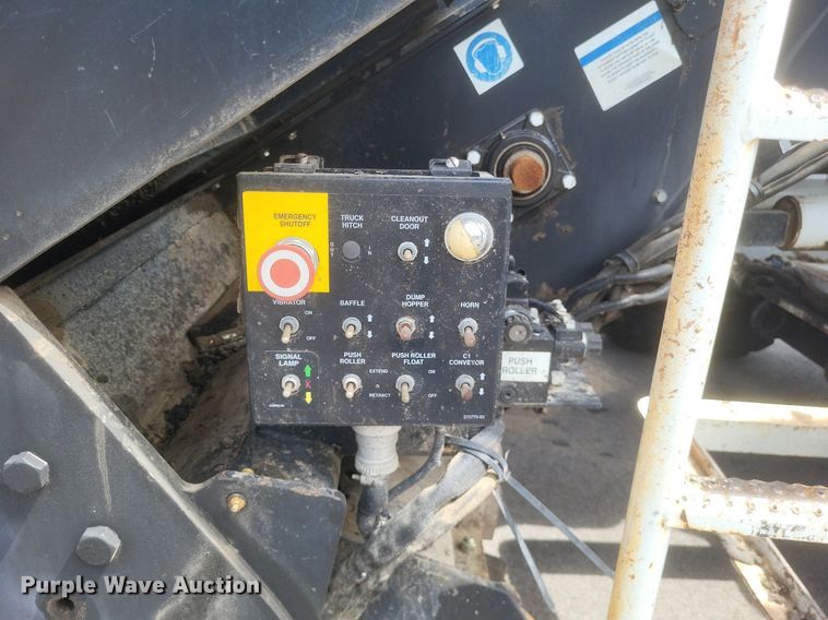 image for item DR4932 2012 Roadtec MTV1000D material transfer machine 