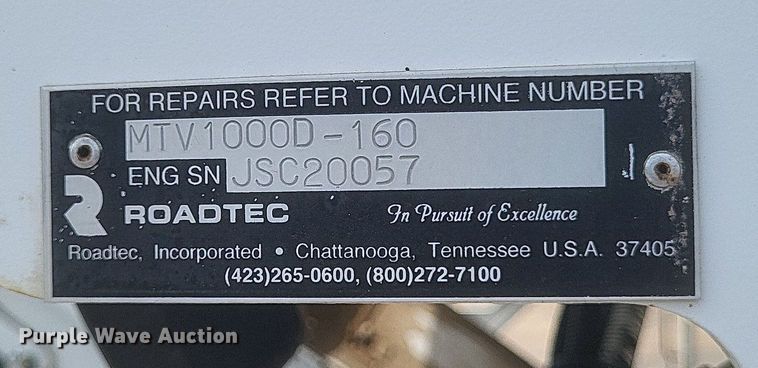 image for item DR4932 2012 Roadtec MTV1000D material transfer machine 