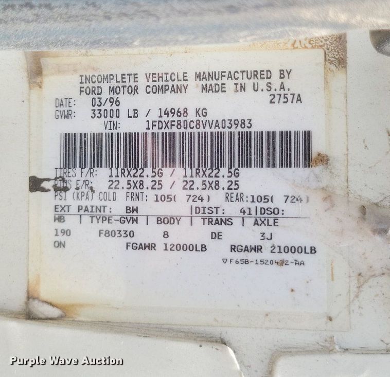 image for item DR4933 1997 Ford  F800 oil distributor truck