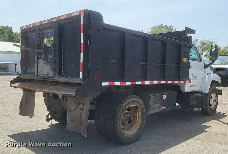 image for item DR4934 2004 GMC C7500 dump truck