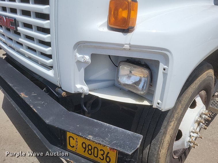 image for item DR4934 2004 GMC C7500 dump truck