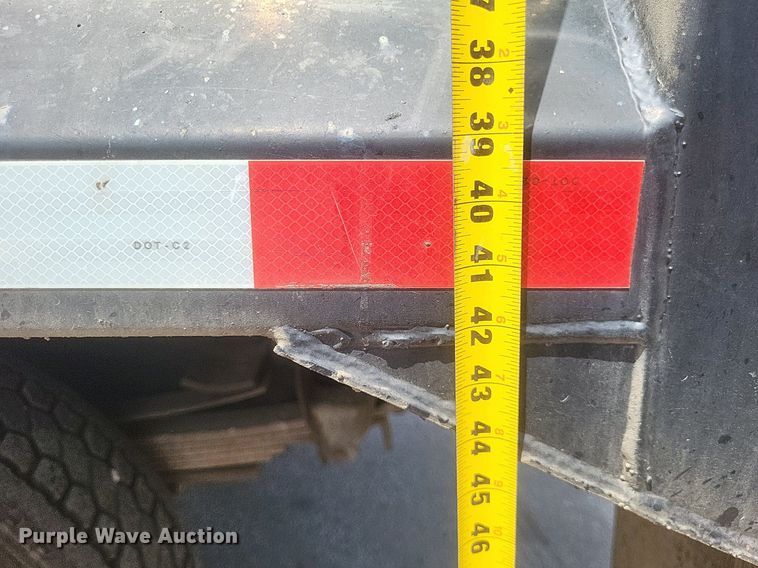 image for item DR4934 2004 GMC C7500 dump truck