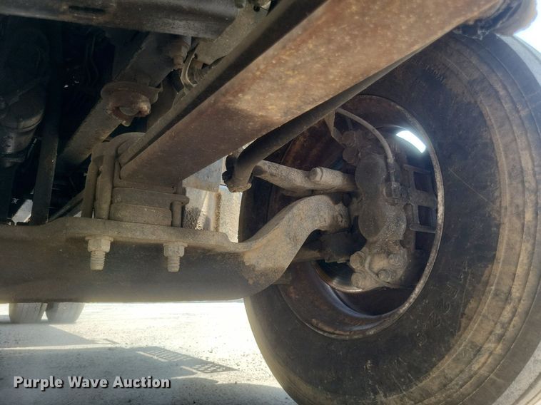 image for item DR4934 2004 GMC C7500 dump truck