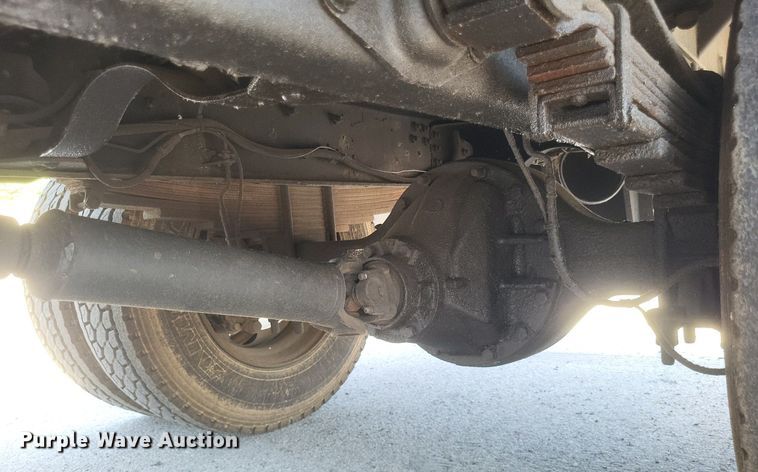 image for item DR4934 2004 GMC C7500 dump truck