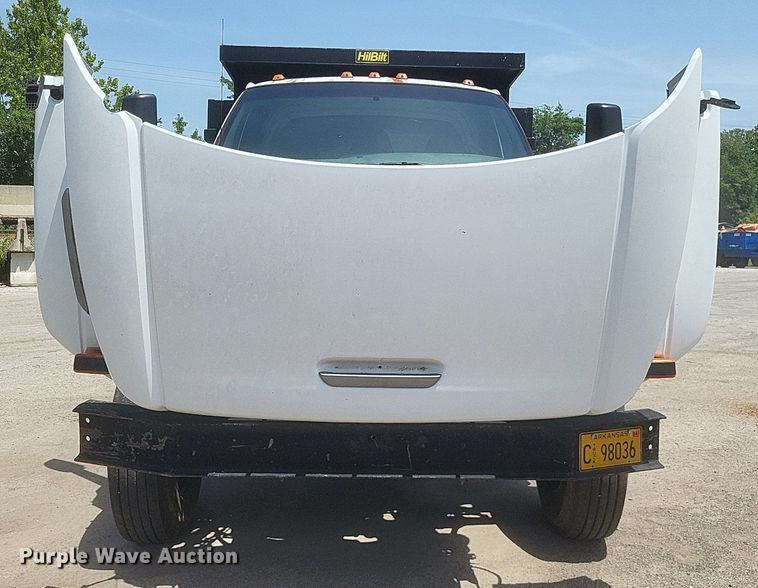 image for item DR4934 2004 GMC C7500 dump truck