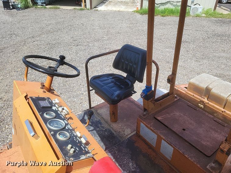 image for item DR4935 1992 Sakai SW100 double drum roller