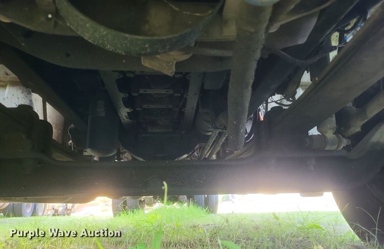 image for item DR4939 2011 International  DuraStar 4400 flatbed truck