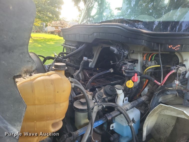 image for item DR4939 2011 International  DuraStar 4400 flatbed truck