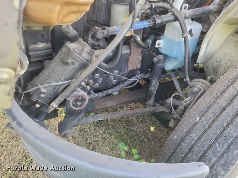 image for item DR4939 2011 International  DuraStar 4400 flatbed truck